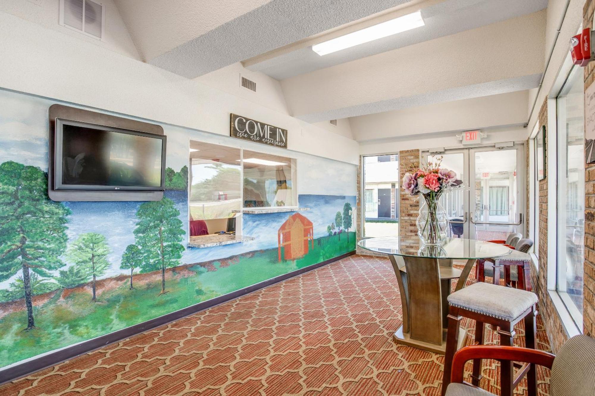 Oyo Hotel Mona Lake Muskegon Exterior photo